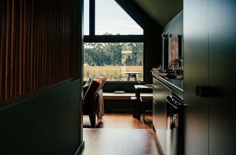 Quick ideas to brighten a dark room